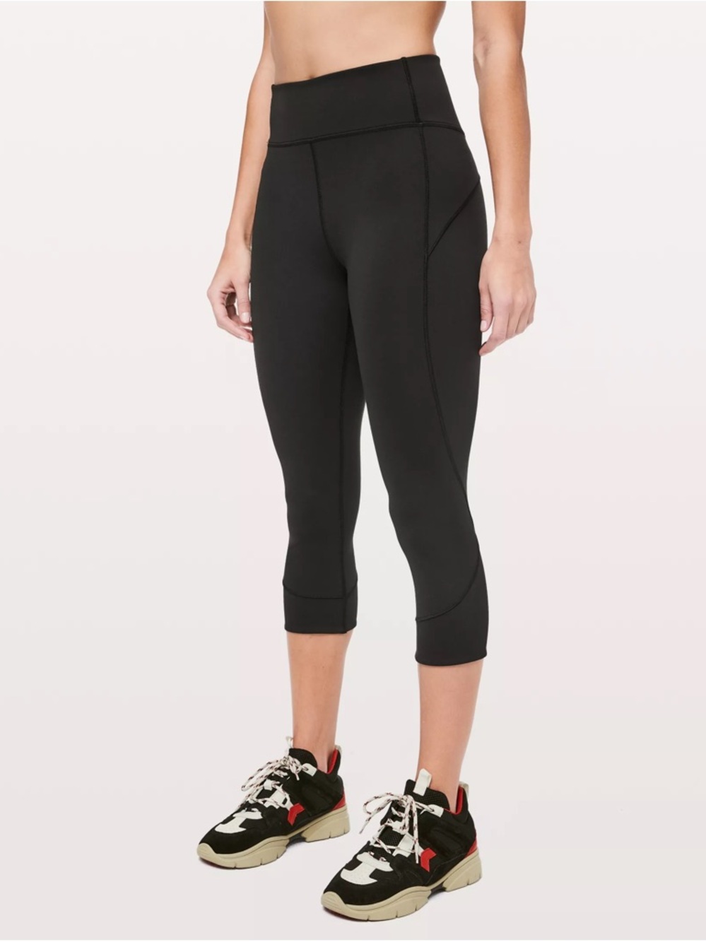 Lululemon Black In Movement Crop Everlux 19” Leggings Size 2 (Small)